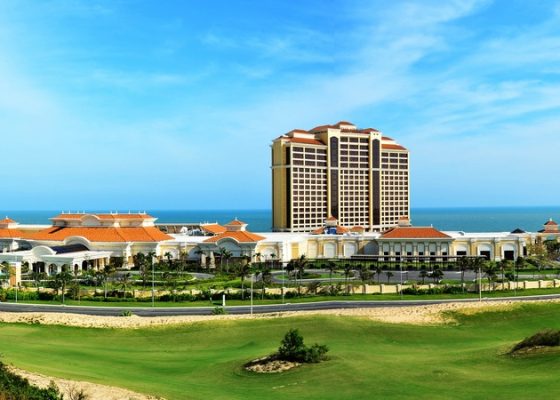 The Grand Hồ Tràm